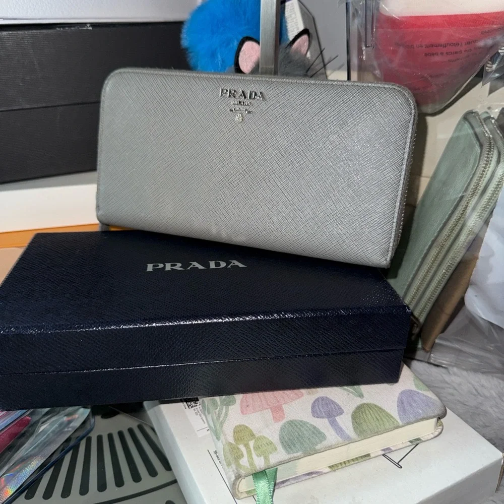 Prada Gray Textured Wallet - Picture 10 of 15